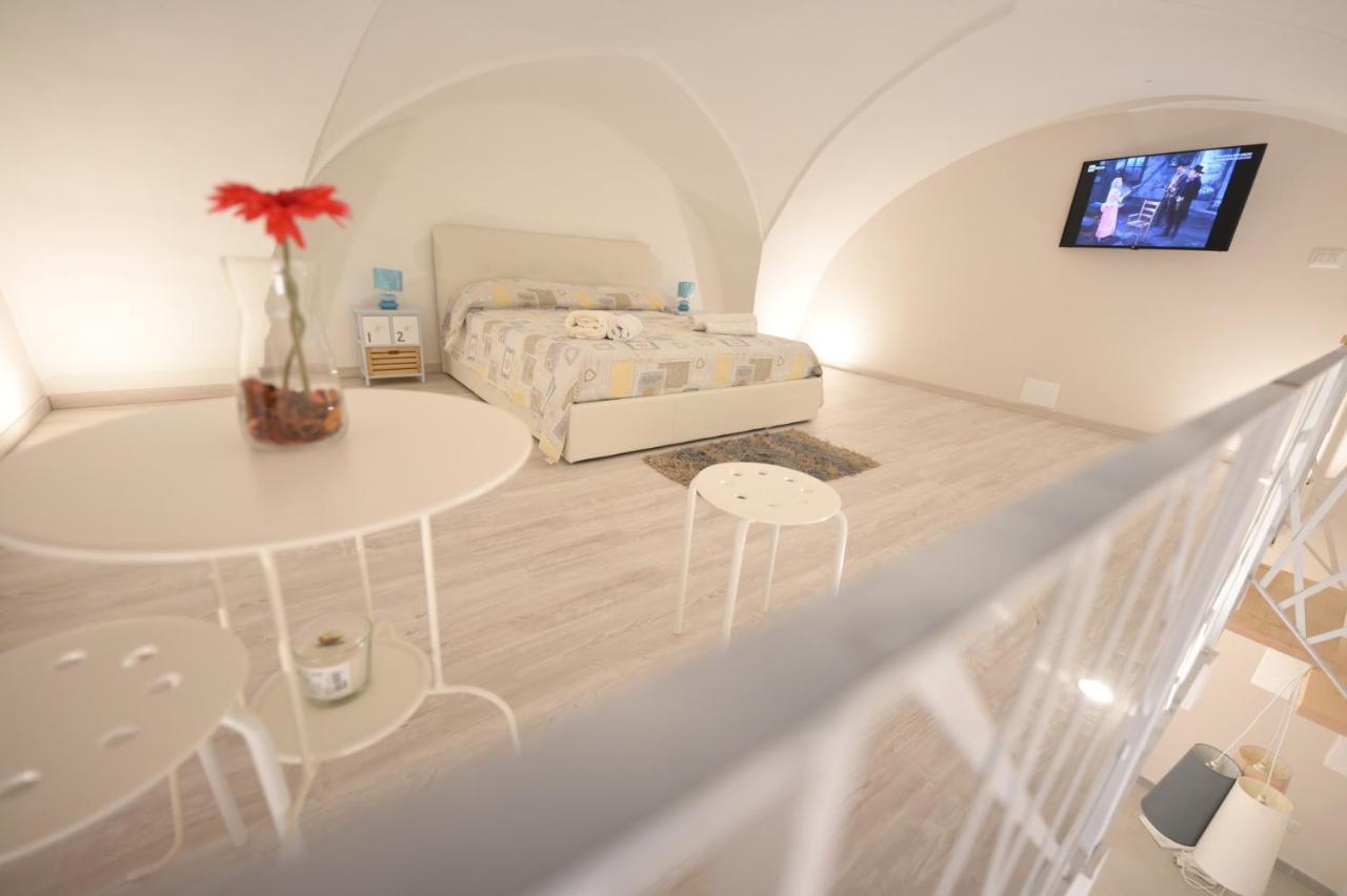 Bed Casa Vacanza Via Gallipoli - Corte Bari Brindisi Buitenkant foto