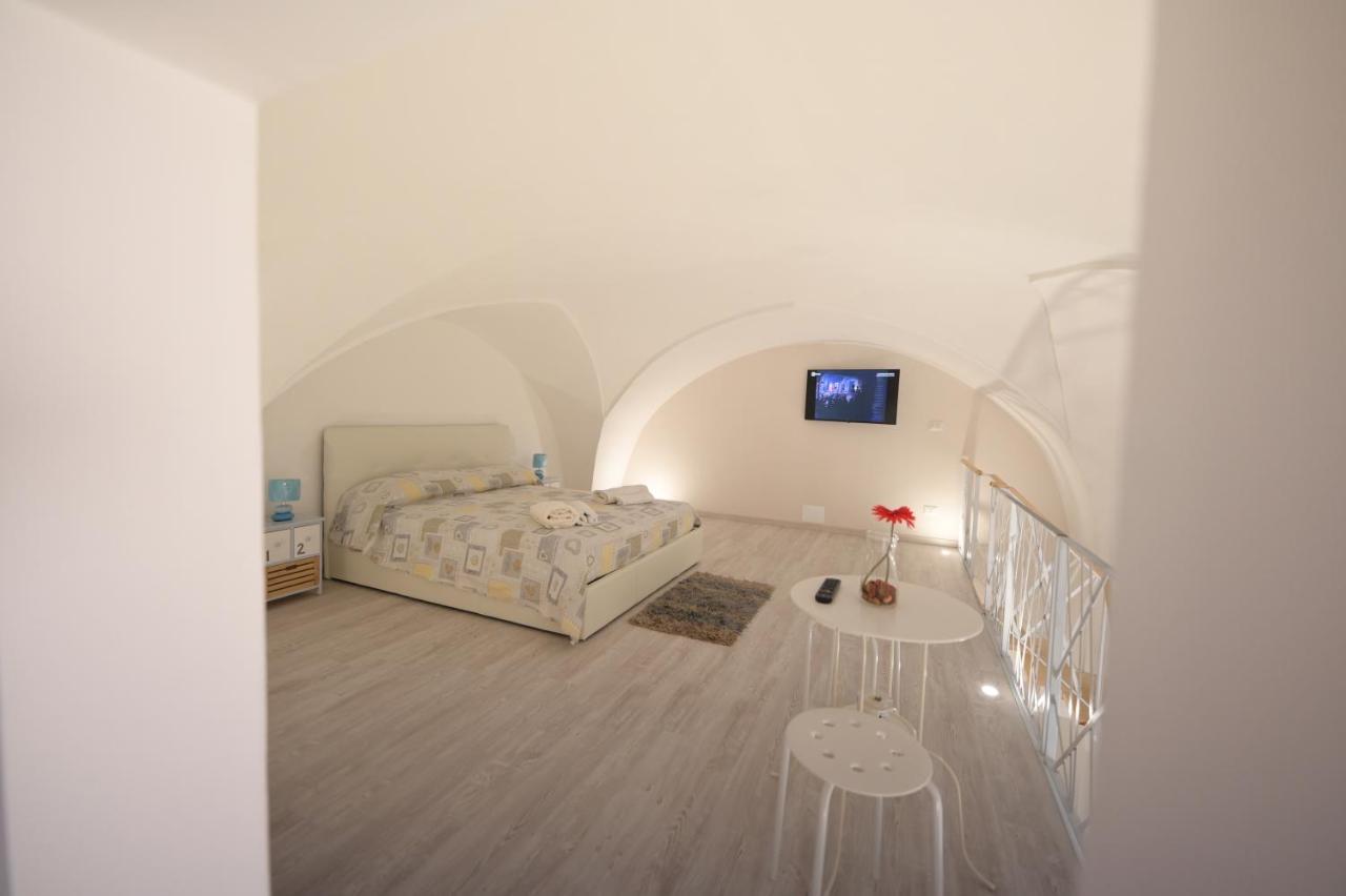 Bed Casa Vacanza Via Gallipoli - Corte Bari Brindisi Buitenkant foto